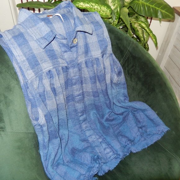 Free People tank top size M LIKE NEW - Picture 3 of 15